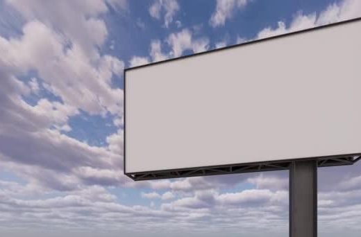 Čuveni stihovi, pa misteriozna poruka: Osvanuo neobičan bilbord posvećen jednoj Emini (Foto)