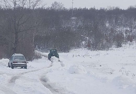 Vapaj iz zatrpanog Drvara: Potreban helikopter za hitan transport pacijenta u Banjaluku
