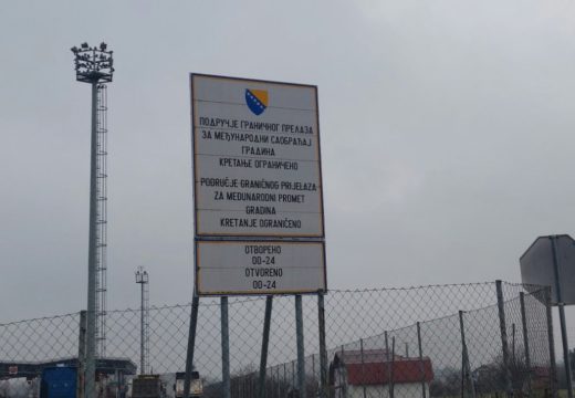 Praznične gužve ne jenjavaju: Pojačana frekvencija vozila na više graničnih prelaza