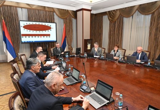 Privreda: Vlada odlučila da se ide u hitne pregovore sa Comsarom