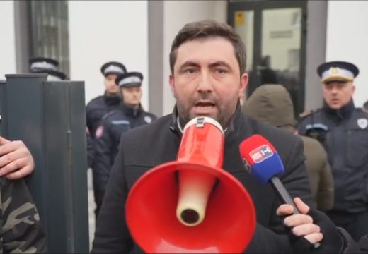 “Sloboda je borba, neka traje dovijeka”: Ljubiša Petrović nakon puštanja na slobodu