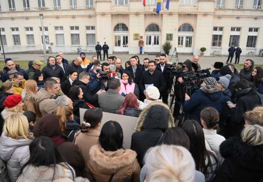 Petrović: Taj film gospodo nećete da gledate!