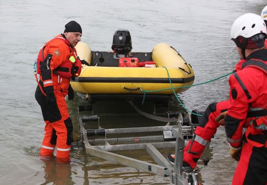 Hrvatska: Nastavlja se potraga za djevojčicom koju je majka pustila niz rijeku Savu