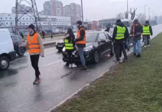 Pokušala da pobjegne: Uhapšena djevojka koja je automobilom udarila studentkinju (Video)