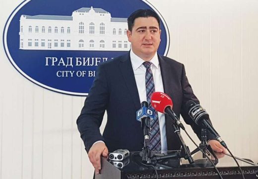 “Neko mora da odgovara za štetu načinjenu budžetu i građanima RS”: Marković ističe da su svi ugovori sa preduzećem “Komsar” od 2011. godine skrivani od očiju javnosti