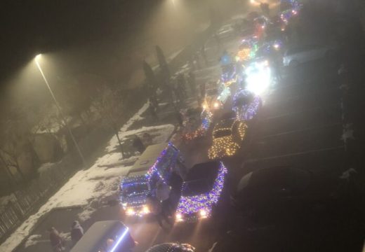 BIJELJINA: Oldtajmer klub obradovao mališane na pedijatriji prazničnom čarolijom (Foto)