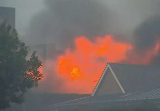 Bajdenu izgorjela kuća do temelja: Od vile u Los Anđelesu vrijedne 4 miliona dolara ostala samo dva dimnjaka (Video)