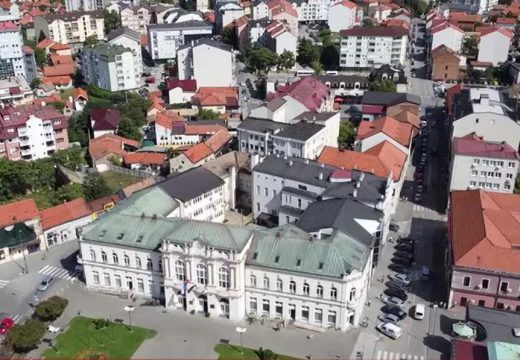 Bijeljina: Djeca u dnevnim centrima ostala bez užine zbog duga Grada