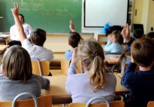 Dojava o bombama i u FBiH: U više škola prekinuta nastava