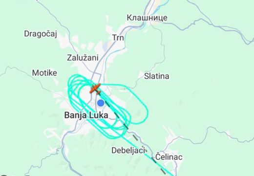 Sve to se dešava dok se održava veliki miting: Avion kruži iznad Banjaluke, doletio iz Sarajeva