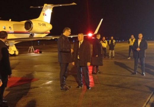 Banjaluka: Višković dočekao Vučića na aerodromu