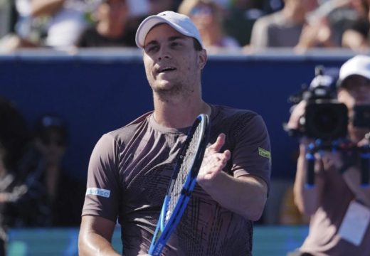 Turnir u Delrej Biču: Miomir Kecmanović večeras igra dva finala