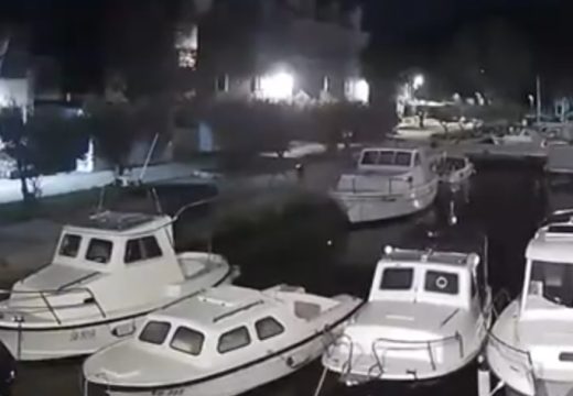 “Glasan prasak kao eksplozija”: Građani otkrili detalje snažnog zemljotresa u Dalmaciji (Video)
