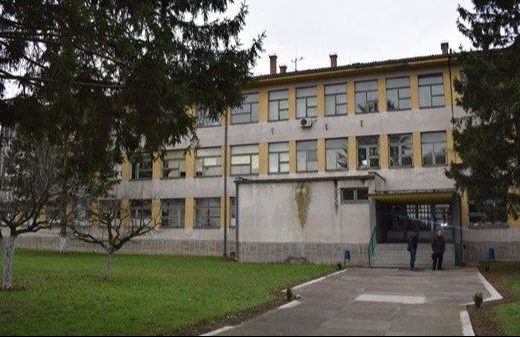 Roditelji uznemireni: Učenik škole kod Lukavca napravio spisak djece i nacrtao pištolj