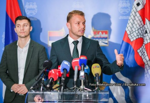 Stanivuković: Zastava, himna i grb Srbije biće u svakom dijelu Srpske