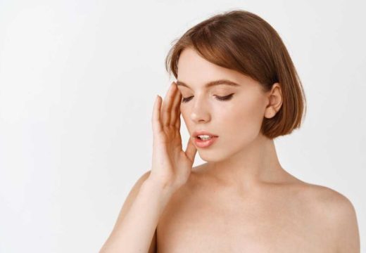 Zanimljivosti: Naučnici otkrili zašto dodirujemo lice stotine puta na dan