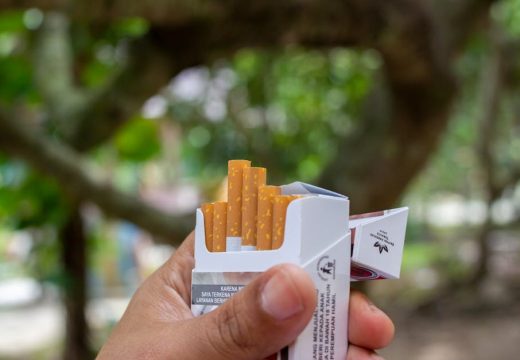 Oglasili se iz UIO: Šta ako je na kutiji cigareta manja, a na računu veća cijena?
