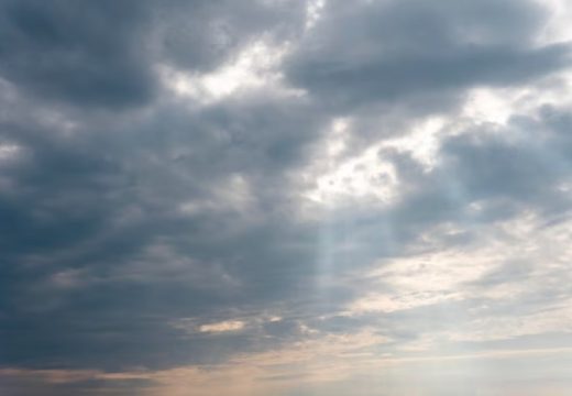 Blagi rast temperature: Danas pretežno sunčano uz prolaznu oblačnost