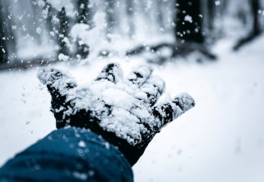 Zima se ne predaja: Snijeg pada u ovom području BiH