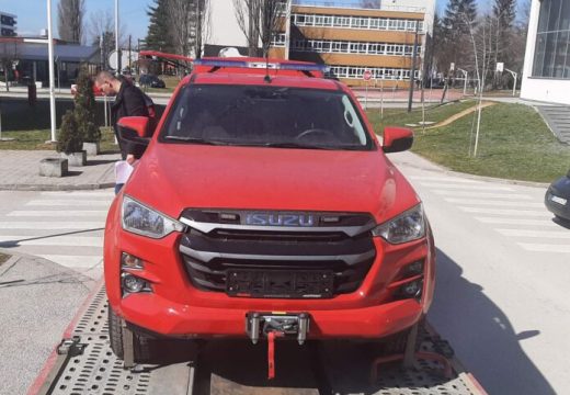 Lopare: Novo vatrogasno vozilo – povećana spremnost za intervencije