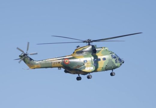 Jedan sletio u kasarnu “Kozara”: Helikopteri EUFOR-a iznad Banjaluke (Video)