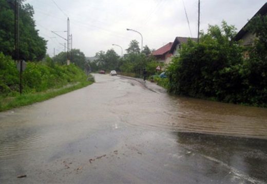 AMS RS: Obustavljen saobraćaj na više magistralnih puteva u Srpskoj