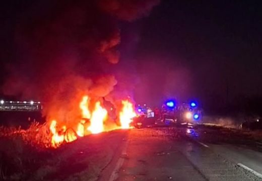 Teška nesreća u Srbiji: Gorjela vozila, sumnja se da ima više mrtvih (Video)