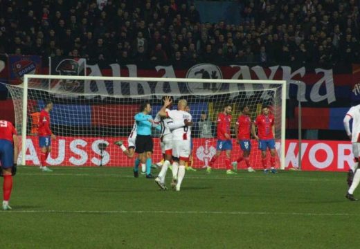 Hladan tuš u Banjaluci: Rapid vodi na poluvremenu (Video)