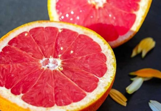 Grejp utiče na lijekove: Koje ne smijete da pijete uz ovo voće