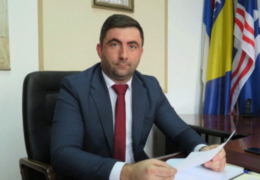 “Republička uprava civilne zaštite zakazala:” Ljubiša Petrović šalje 5.000 džakova pijeska Laktašima za odbranu od poplava