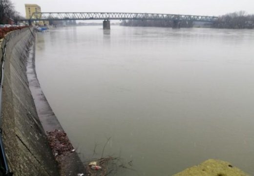 Upozorenje na porast vodostaja: Evo koje regije treba da budu na oprezu