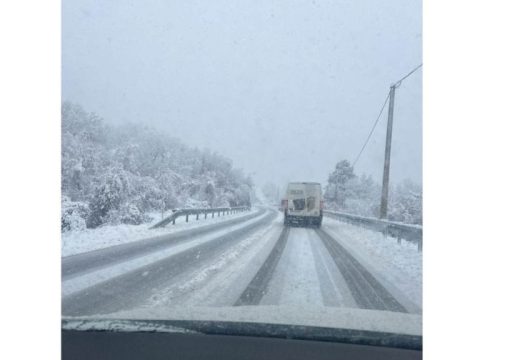 Region: Pao snijeg u Budvi