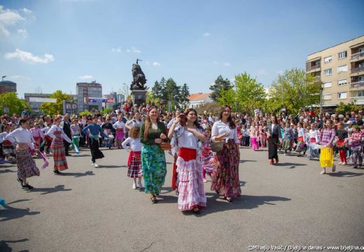 Bijeljina: Lazarice danas na platou ispred zgrade Gradske uprave