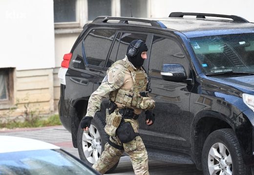 Inspektori i specijalci u Bijeljini vrše pretrese:Najveća akcija SIPA-e u RS-u nakon Dodikovih “zabrana”