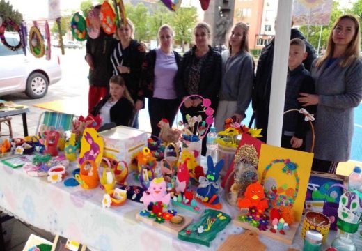 Uoči Vaskrsa: Humanitarni bazar Udruženja “Bijeljinska djeca suncokreti” (Foto)