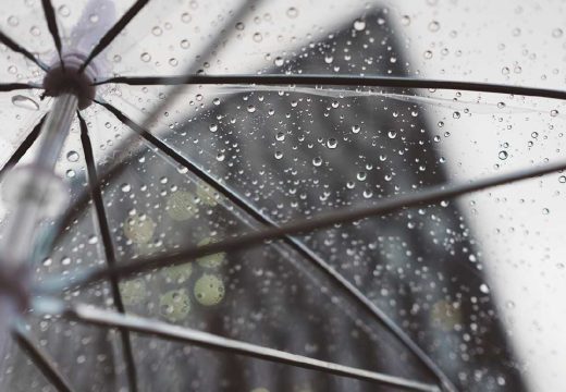 Meteorologija: Snežno nevrijeme lomi region