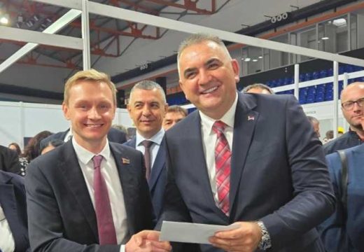 Partner manifestacije: Minić na sajmu u Gradišci sa predstavnikom Ambasade Bjelorusije u Mađarskoj