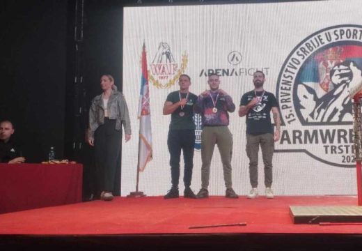 Lopare: Uspjeh takmičara “Majevičkog sokola” na Državnom prvenstvu Srbije u sportskom obaranju ruke (Foto)