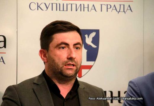Bijeljina: Dobijen sudski spor protiv gradonačelnika Ljubiše Petrovića