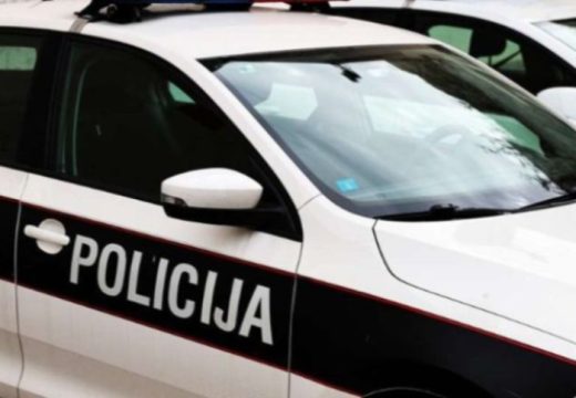 Saobraćajka u BiH: Dvije osobe lakše povrijeđene u sudaru tri automobila