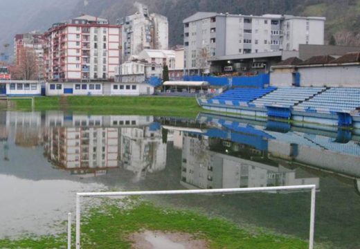Odgođen duel Drine i Famosa: Teren prvoligaša ponovo pretvoren u “bazen”