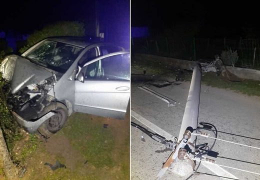 Udes kod Bijeljine: Pijani vozač autom srušio banderu, dio sela ostao bez struje (Foto)