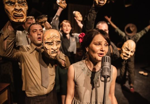 „Pevanje i ćutanje Sofke Nikolić“:  Predstava  pozorišta „Semberija“ izvedena na festivalu bh. drame u Zenici