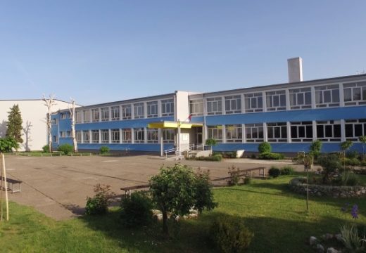 Bijeljina: Škola “Knez Ivo od Semberije” nagradila najbolje učenike izletom