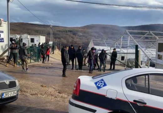 Sukob u kampu Lipa: Jedan migrant podlegao povredama
