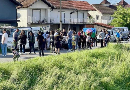 Običaji koji traju vijekovima: Bijeljinski Romi proslavili Đurđevdan uz tradicionalne običaje (Foto)