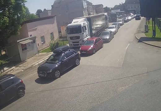 AMS RS: Duža čekanja na prelazima ka Hrvatskoj
