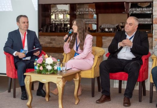 Željana Arsenović: Jačanje lokalne demokratije kroz saradnju – u Bijeljini osnovan Forum predsjednika skupština