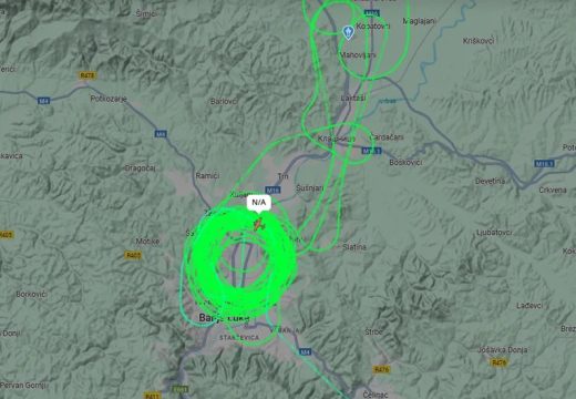 Napravio nekoliko krugova i iznad Laktaša: EUFOR-ov avion ponovo kruži iznad Banjaluke (Video)