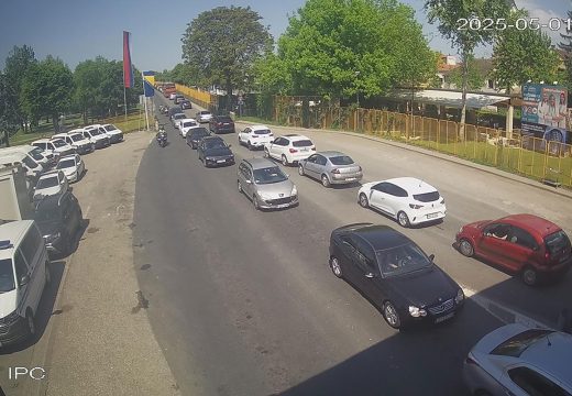 BiH: Gužve na nekim graničnim prelazima (Foto)